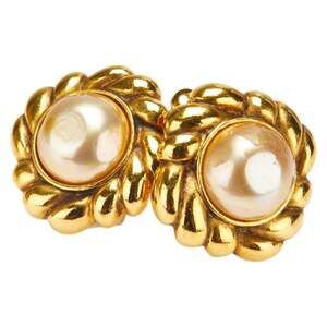 Chanel Earrings Pearl Gold-Tone Metal #209414C50B